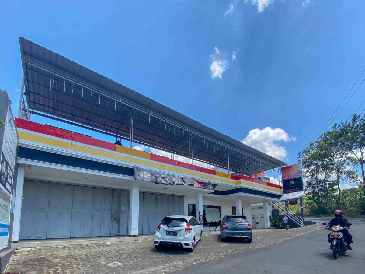 Ana Inn Ambarawa Mitra Reddoorz Semarang Exterior photo